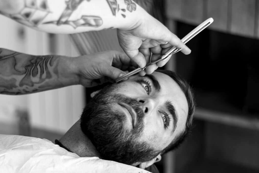 avant-de-tailler-votre-barbe-americain-barber-school